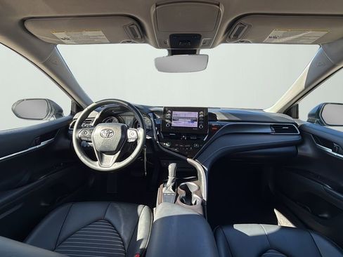 Used 2024 Toyota Camry SE image 13