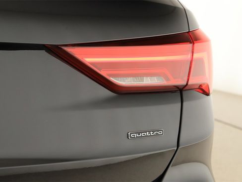 Certified 2021 Audi Q3 2.0T Premium w/ Convenience Package image 30