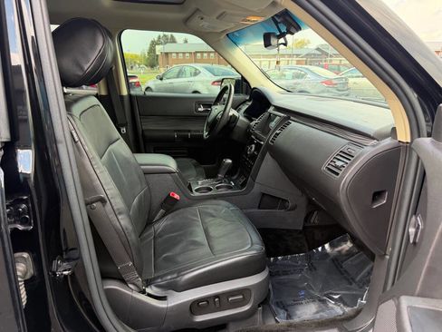 Used 2017 Ford Flex Limited w/ Equipment Group 303A AWD/4WD image 11