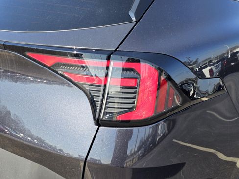 New 2026 Kia Sportage EX w/ EX Panorama Roof Package image 9