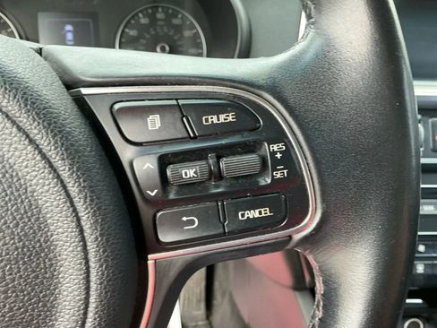 Used 2018 Kia Optima EX w/ Premium Package image 28