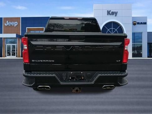 Used 2021 Chevrolet Silverado 1500 LT Trail Boss image 4
