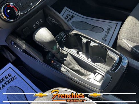 Used 2023 Chevrolet TrailBlazer LS AWD/4WD image 34