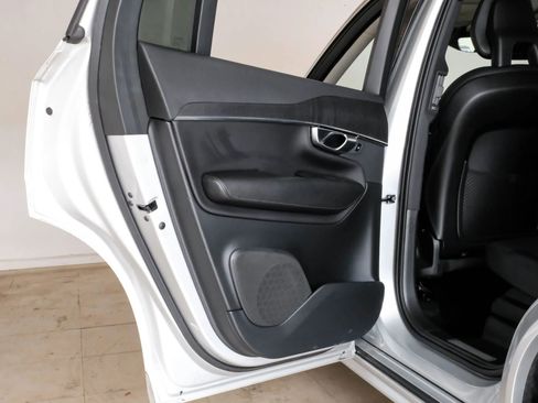 Used 2020 Volvo XC90 T5 Momentum w/ Protection Package Premier FWD image 47