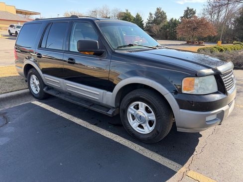 Used 2004 Ford Expedition Eddie Bauer image 3