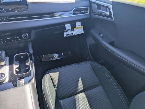 New 2026 Mitsubishi Outlander ES FWD image 16