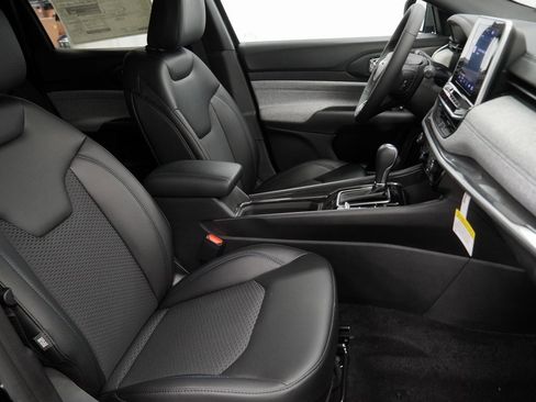 New 2026 Jeep Compass Latitude image 33