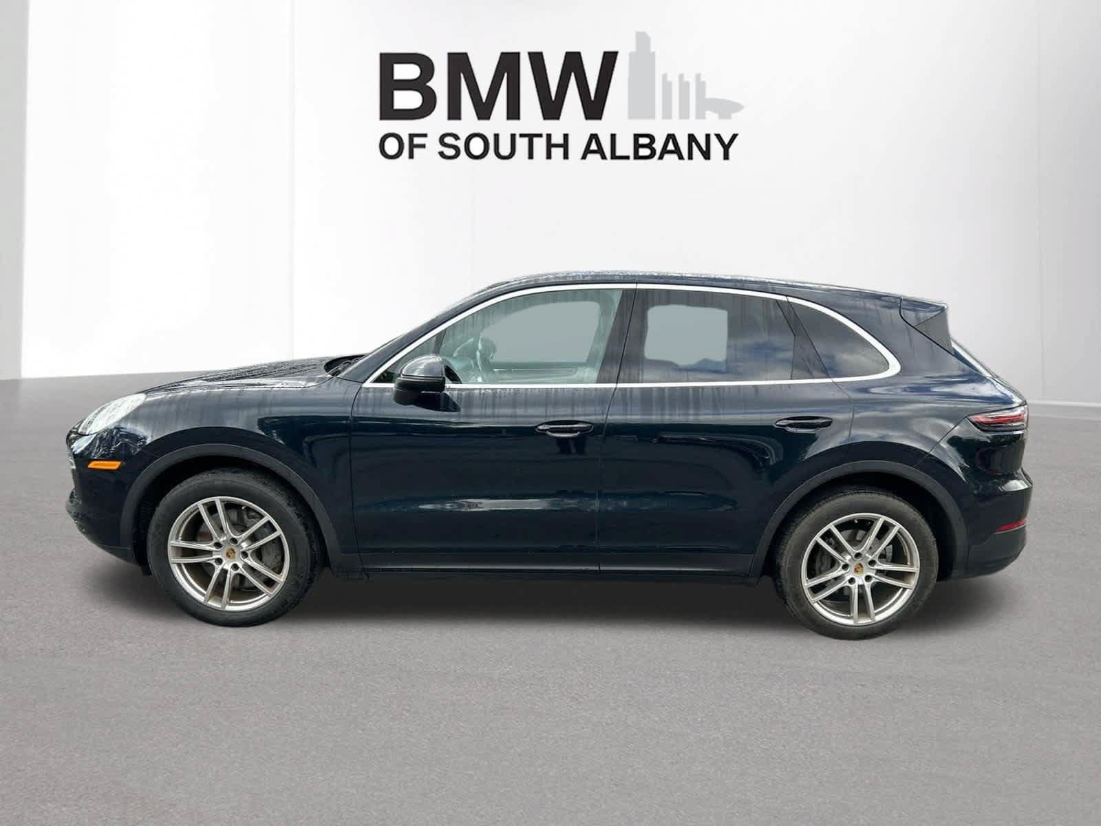 Used 2021 Porsche Cayenne S AWD/4WD image 2