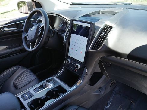 Used 2024 Ford Edge Titanium AWD/4WD image 58