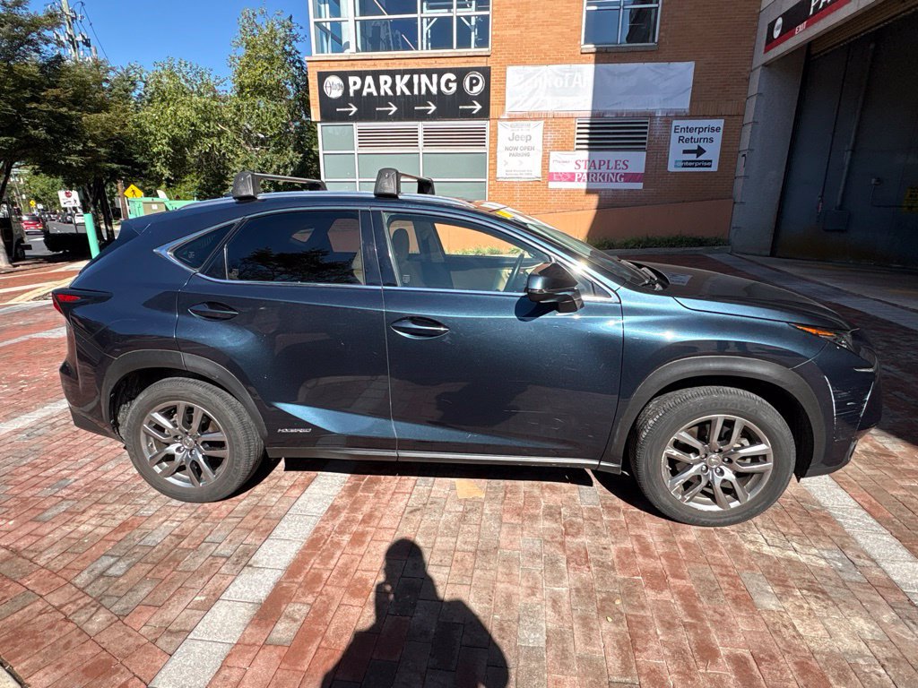 Used 2015 Lexus NX 300h AWD w/ Luxury Package image 2
