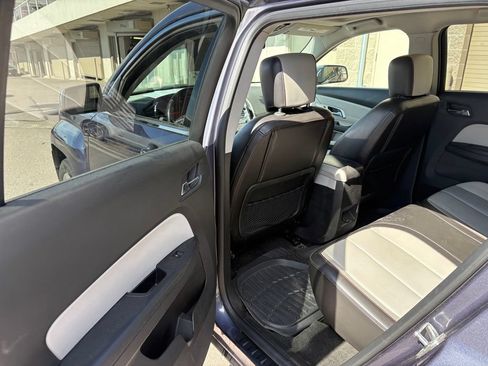 Used 2013 GMC Terrain SLT AWD/4WD image 25