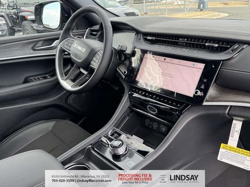New 2026 Jeep Grand Cherokee Altitude AWD/4WD image 10