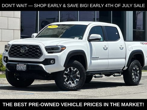 Used 2023 Toyota Tacoma TRD Off-Road AWD/4WD image 8