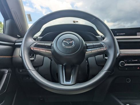 Used 2025 MAZDA CX-50 AWD 2.5 Hybrid w/ Premium Pkg image 22