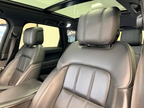 Used 2021 Land Rover Range Rover Sport HSE Silver Edition image 18
