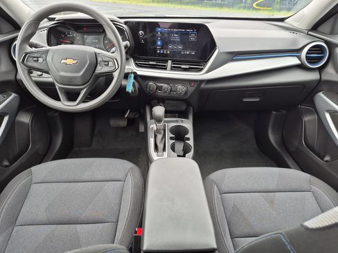 Certified 2026 Chevrolet Trax LS w/ Driver Confidence Package FWD image 20