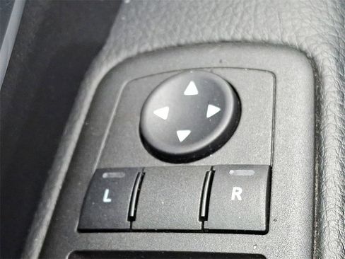 Used 2022 RAM 2500 Big Horn w/ Level C Equiment Group image 27