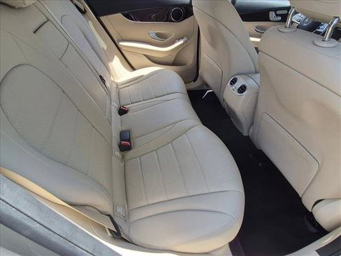 Used 2022 Mercedes-Benz GLC 300 image 19