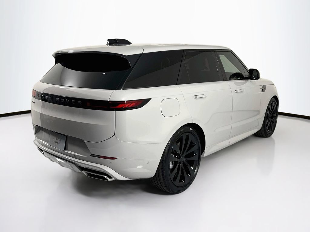 New 2026 Land Rover Range Rover Sport Dynamic SE AWD/4WD image 5
