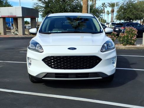 Used 2020 Ford Escape SEL image 6