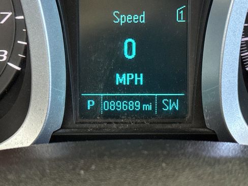 Used 2012 Chevrolet Equinox LT w/ Driver Convenience Package FWD image 24
