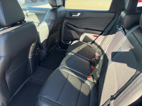New 2026 Ford Escape SE w/ Class II Trailer Tow Package image 11