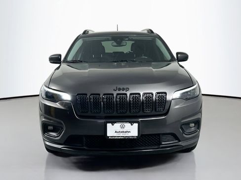 Used 2021 Jeep Cherokee Altitude image 2