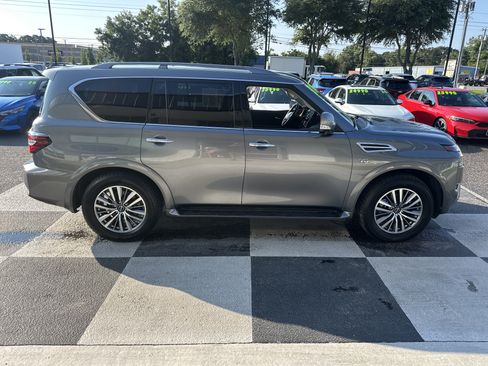 Used 2022 Nissan Armada SL RWD image 4