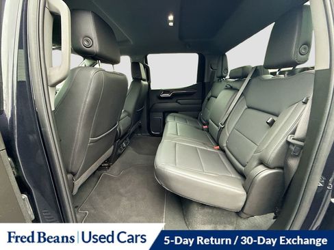 Used 2024 GMC Sierra 1500 SLT image 25