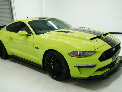 Used 2020 Ford Mustang GT w/ GT Performance Package image 3