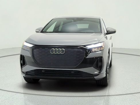 Used 2023 Audi Q4 e-tron Premium w/ Convenience Package AWD/4WD image 2