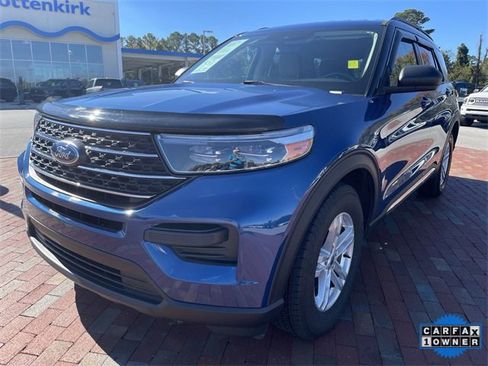Used 2022 Ford Explorer XLT image 1