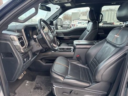 Used 2024 Ford F250 Platinum image 13