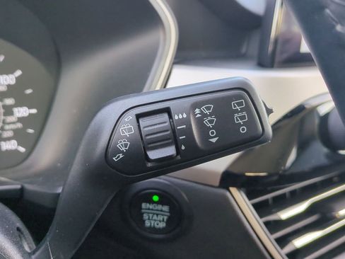 Used 2022 Ford Escape SEL image 27