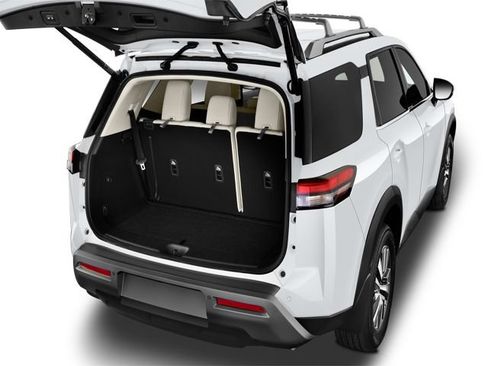 Used 2024 Nissan Pathfinder SV AWD/4WD image 7