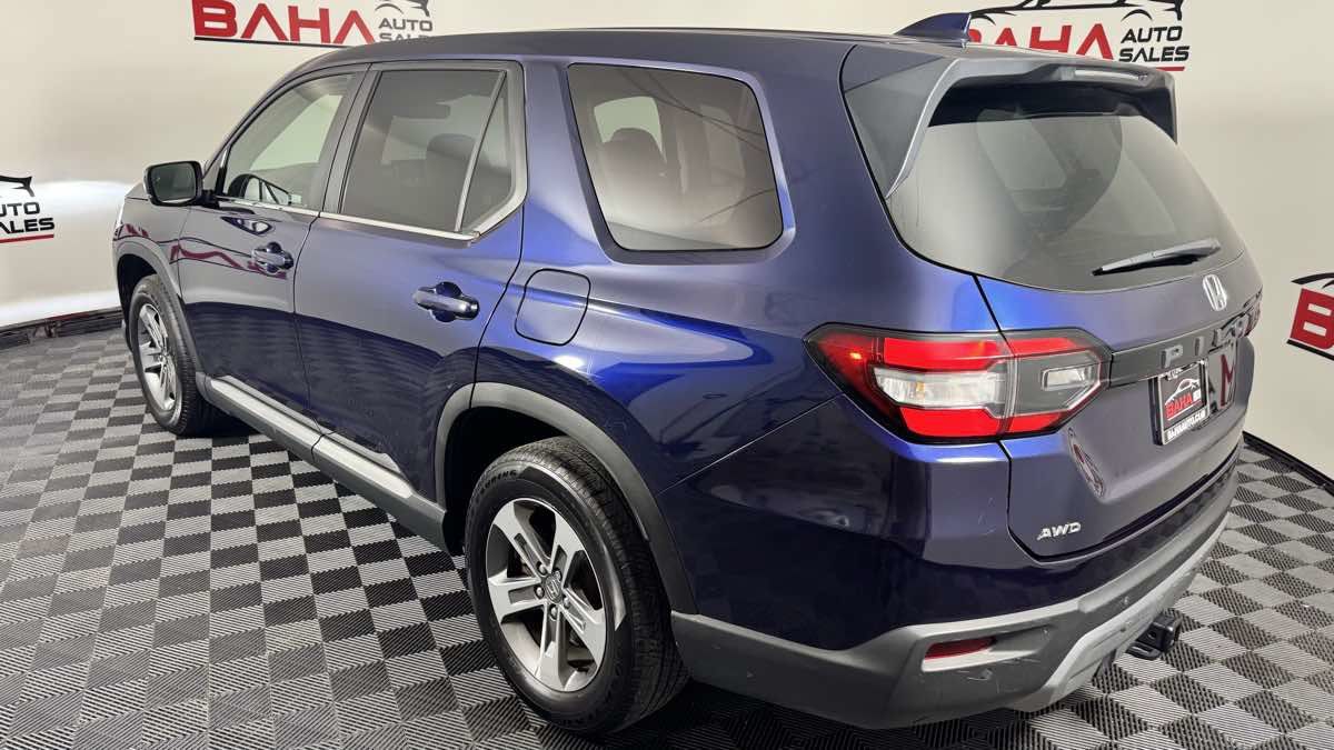 Used 2023 Honda Pilot EX-L image 4