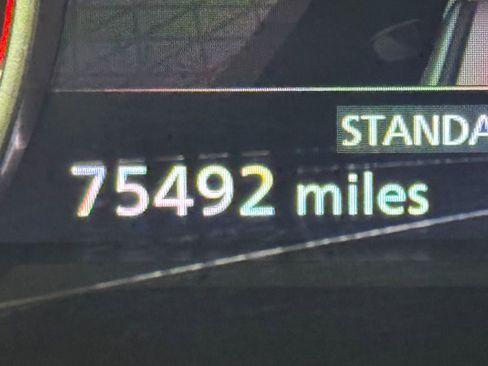 Used 2023 Nissan Rogue SV image 39