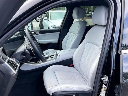 Certified 2024 BMW X5 xDrive40i w/ Executive Package AWD/4WD image 8