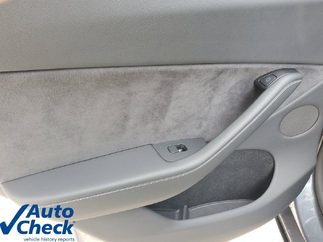Used 2023 Tesla Model Y Long Range AWD/4WD image 12