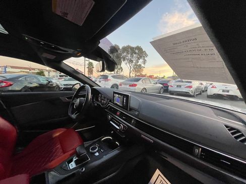 Used 2019 Audi S4 Premium Plus w/ Premium Plus Package image 12