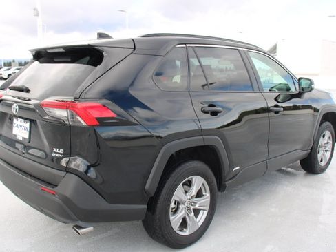 Certified 2025 Toyota RAV4 XLE image 3