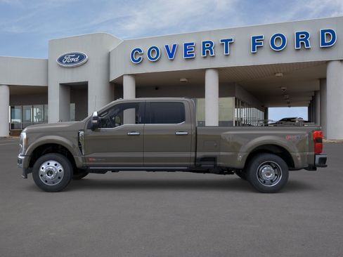 New 2026 Ford F450 King Ranch w/ Chrome Package AWD/4WD image 3