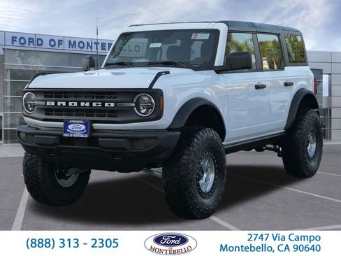 New 2025 Ford Bronco 4-Door image 8