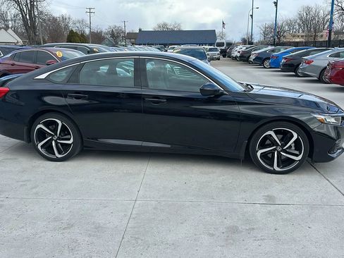 Used 2021 Honda Accord Sport image 4