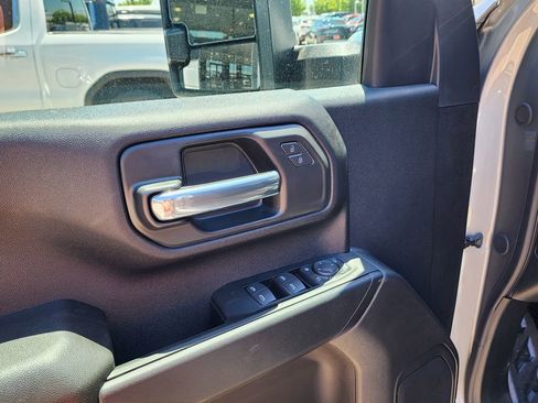 New 2026 GMC Sierra 3500 Pro AWD/4WD image 16