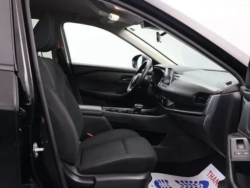 Used 2024 Nissan Rogue S AWD/4WD image 14
