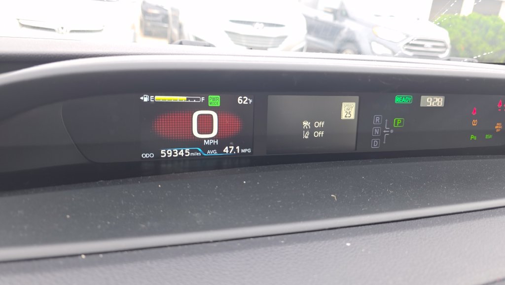 Used 2022 Toyota Prius L Eco FWD image 17