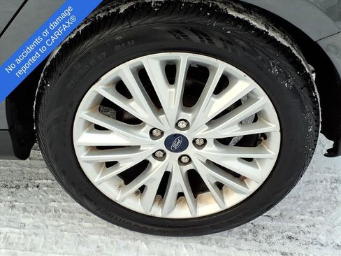 Used 2017 Ford Focus Titanium image 9