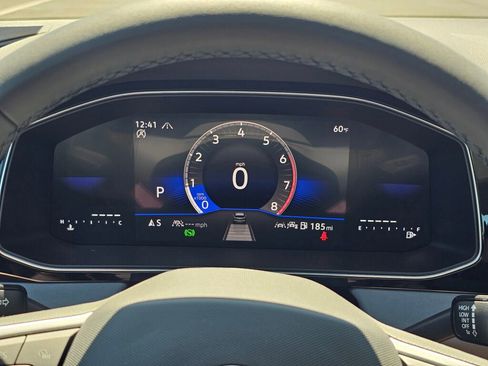New 2026 Volkswagen Jetta SE FWD image 17