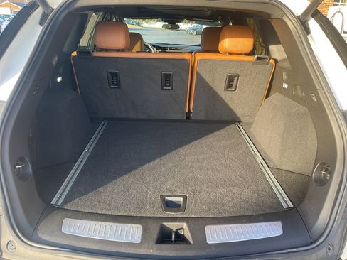 Used 2023 Cadillac XT5 Premium Luxury image 14